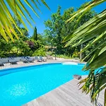 Semesterbostad Les Hauts De Jeanvert - Le Cedre - Piscine - *
